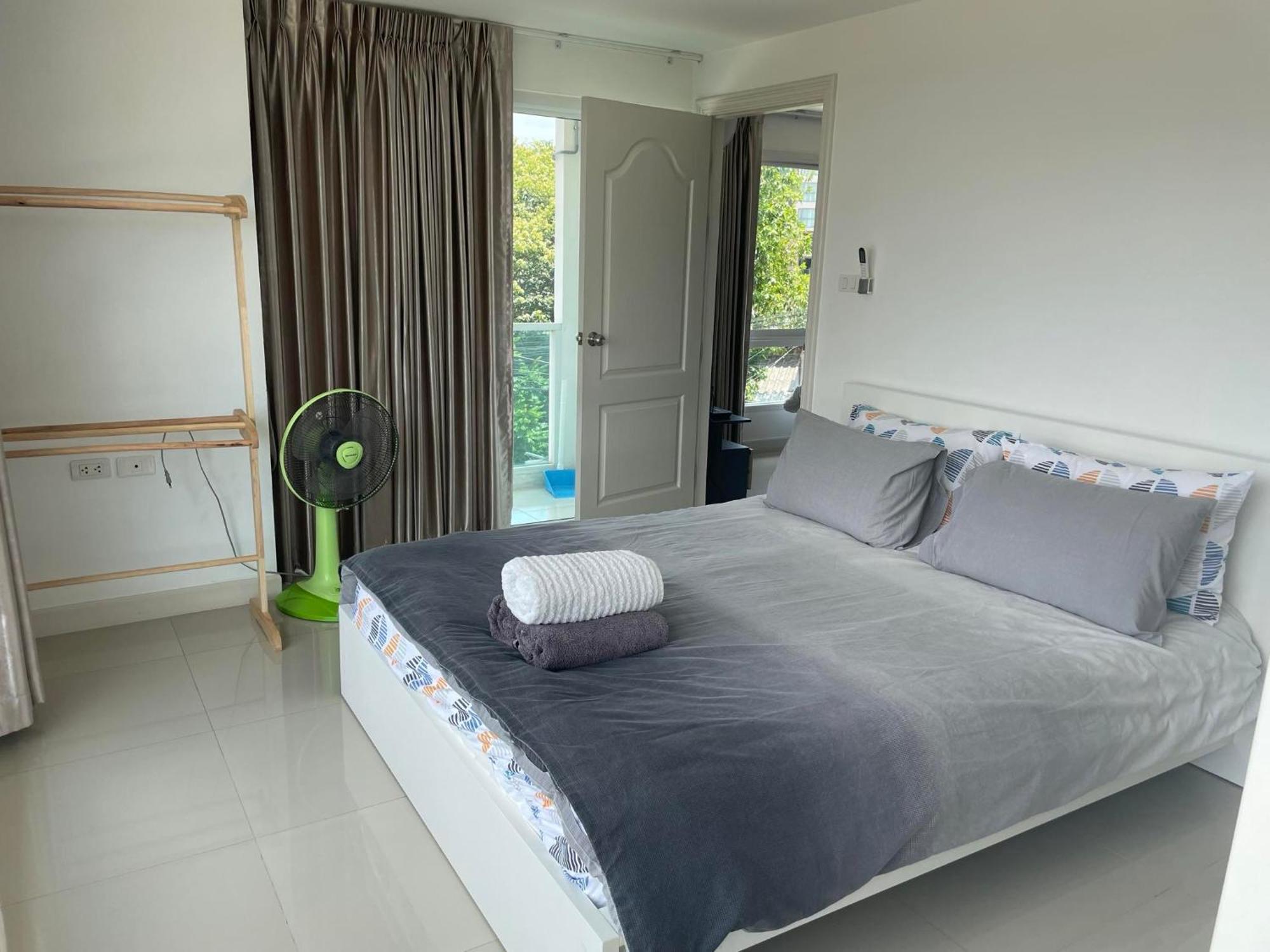 Bangsaray Beach Resort Bang Sare Buitenkant foto